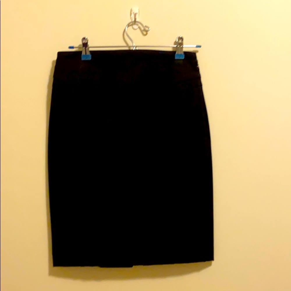 Express Straight Slim Fit Skirt